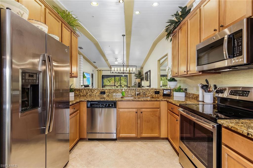 BONITA NATIONAL GOLF AND COUNTRY CLUB - Residential Lease