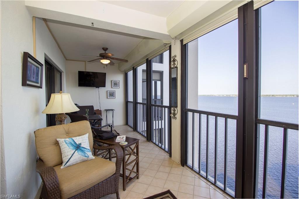 SUNSET ROYALE - Residential