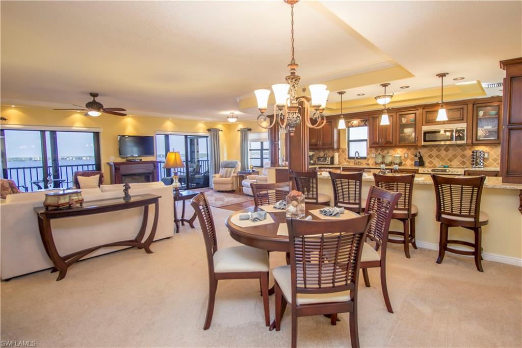 SUNSET ROYALE - Residential