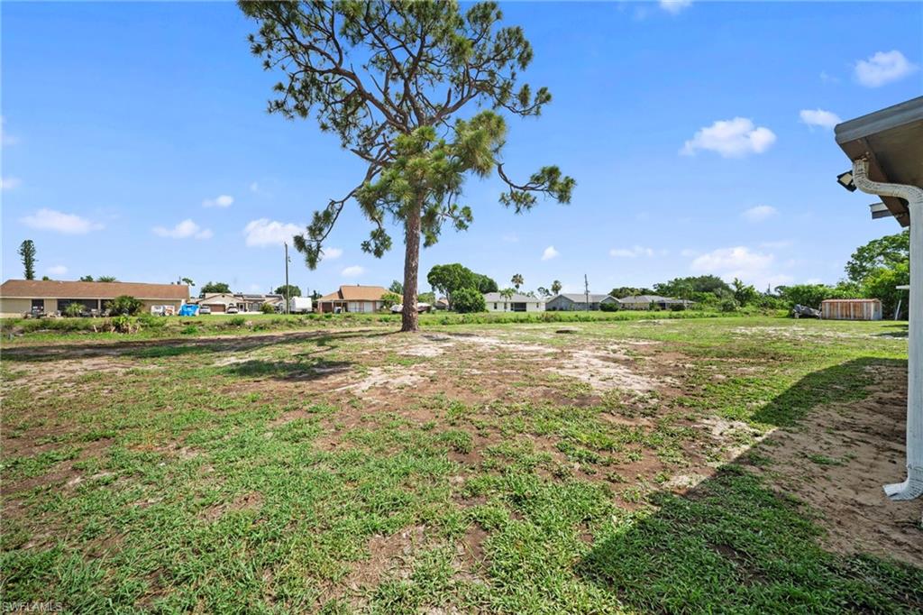 SAN CARLOS PARK - Residential