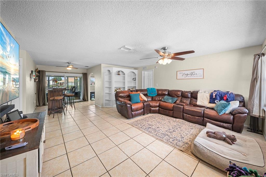 SAN CARLOS PARK - Residential