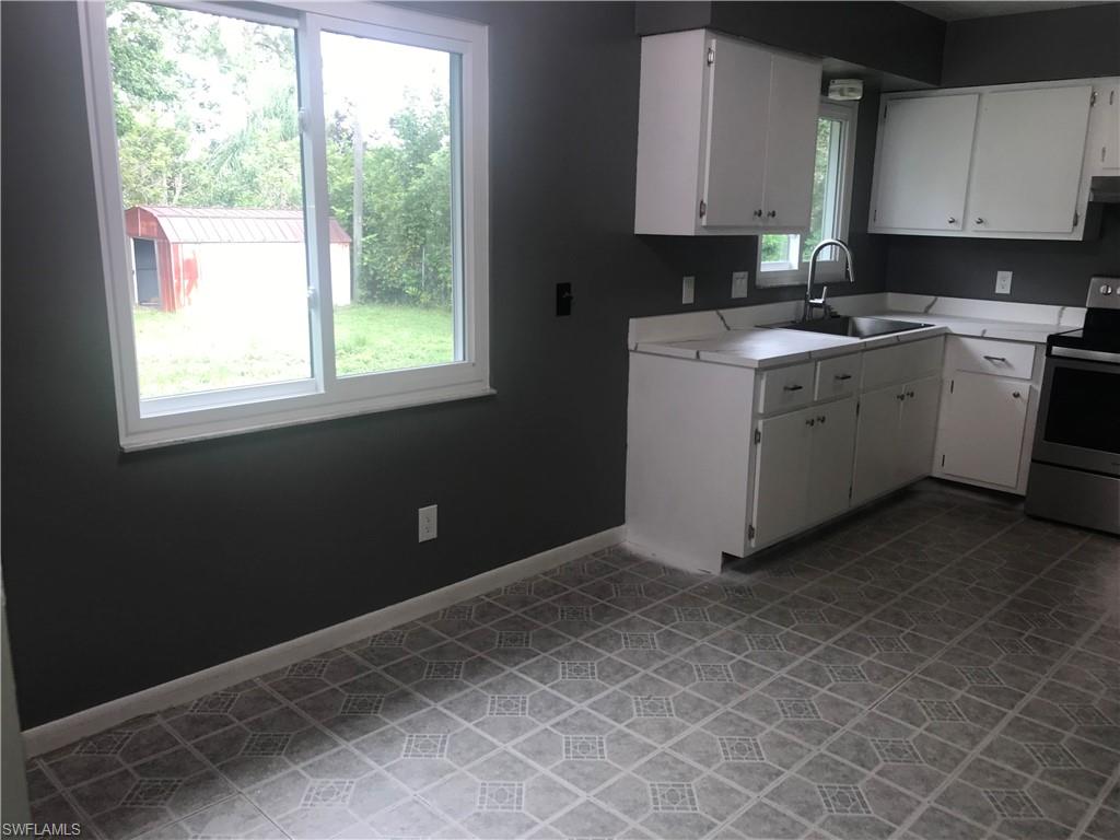 LEELAND HEIGHTS - Residential