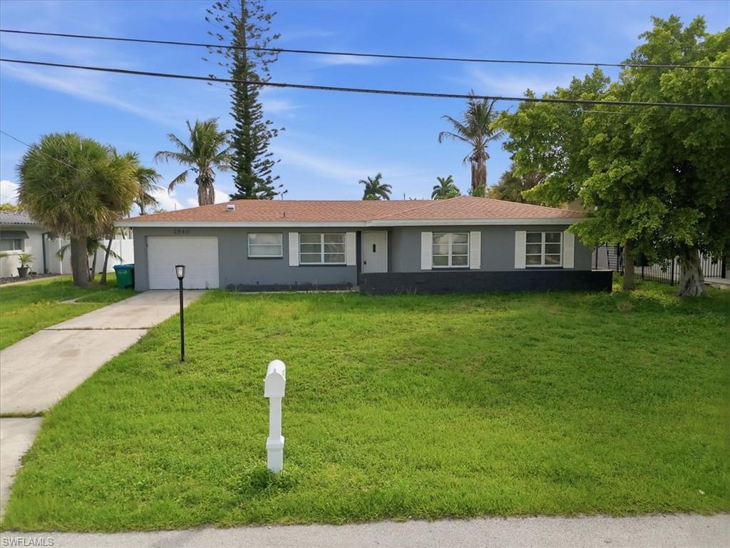 CAPE CORAL - Residential