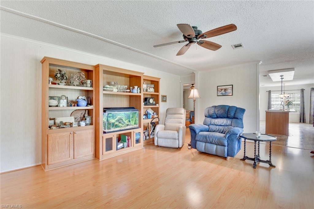 ACREAGE HEADER - Residential