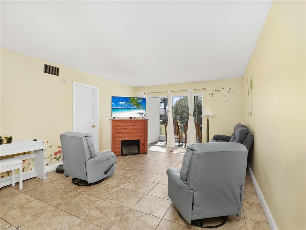 CYPRESS LAKES MANOR NORTH - Residential