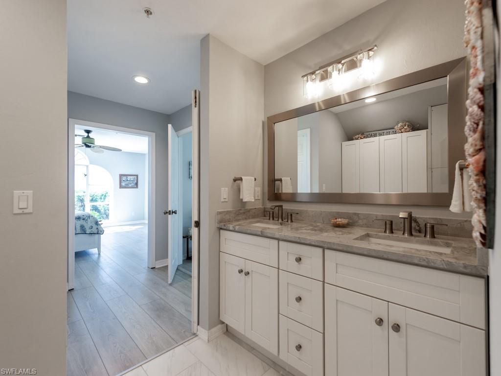 SANIBEL BAYOUS - Residential