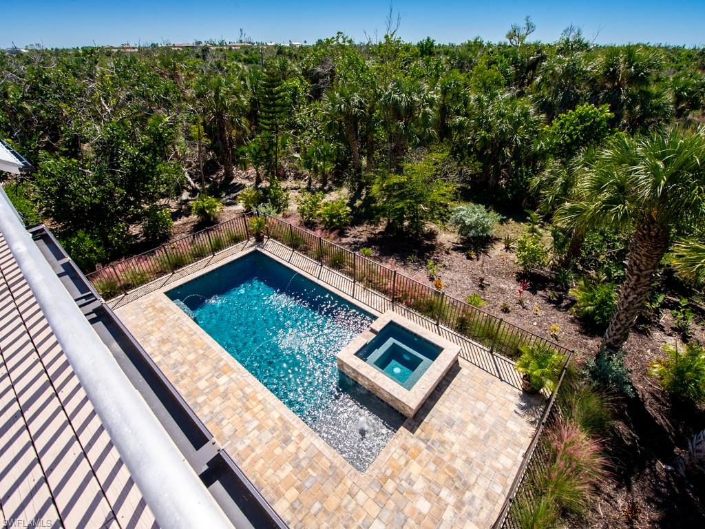 SANIBEL BAYOUS - Residential
