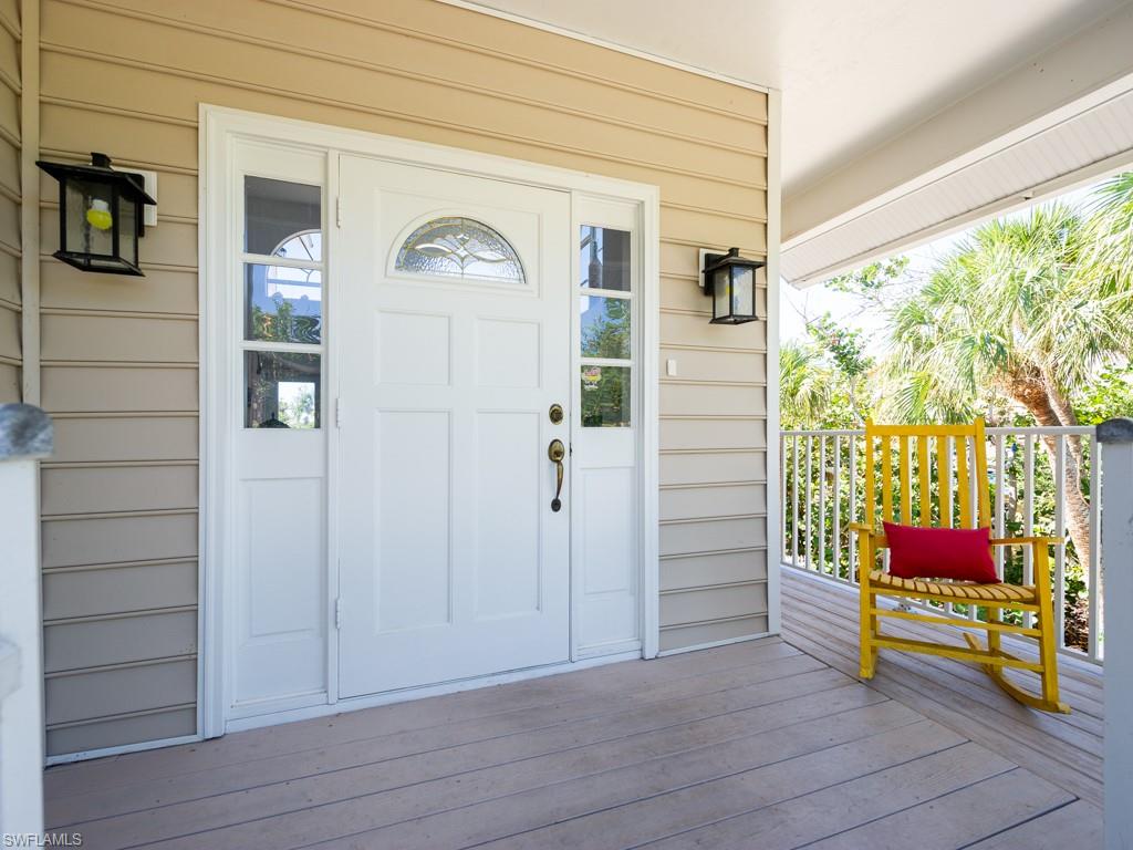 SANIBEL BAYOUS - Residential