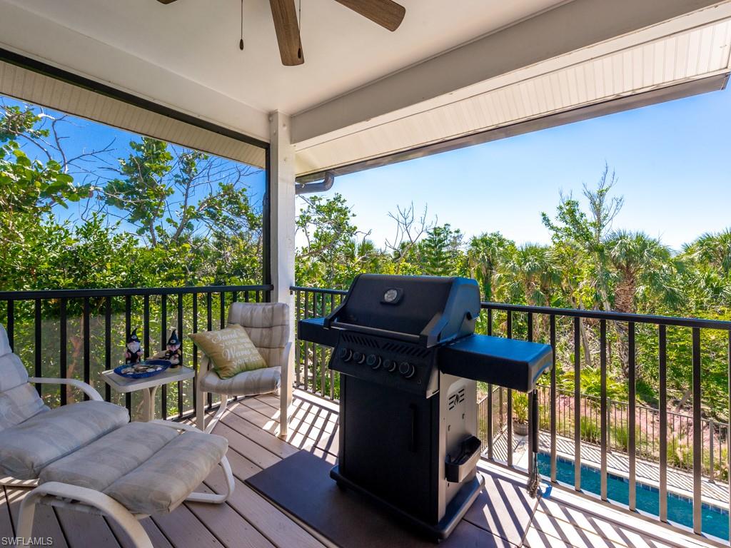 SANIBEL BAYOUS - Residential
