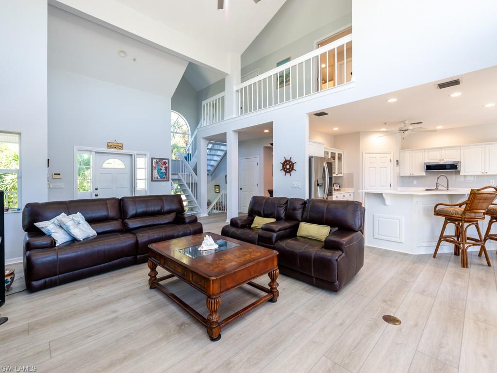 SANIBEL BAYOUS - Residential