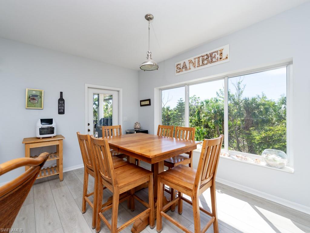 SANIBEL BAYOUS - Residential