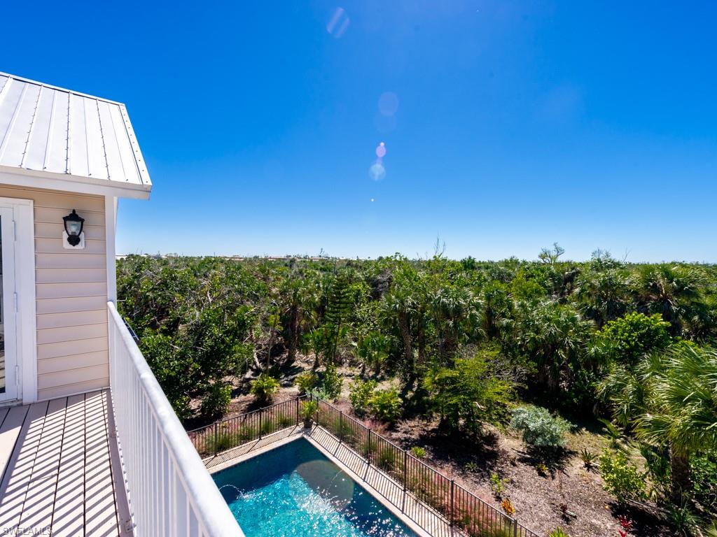 SANIBEL BAYOUS - Residential