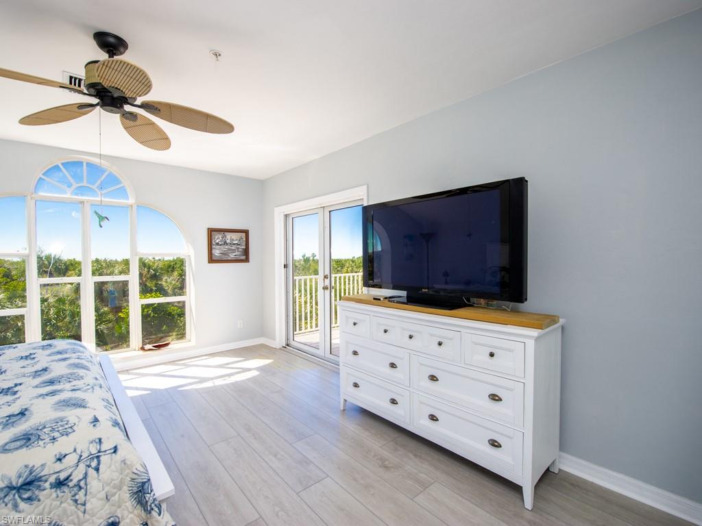 SANIBEL BAYOUS - Residential
