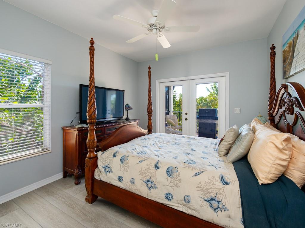 SANIBEL BAYOUS - Residential