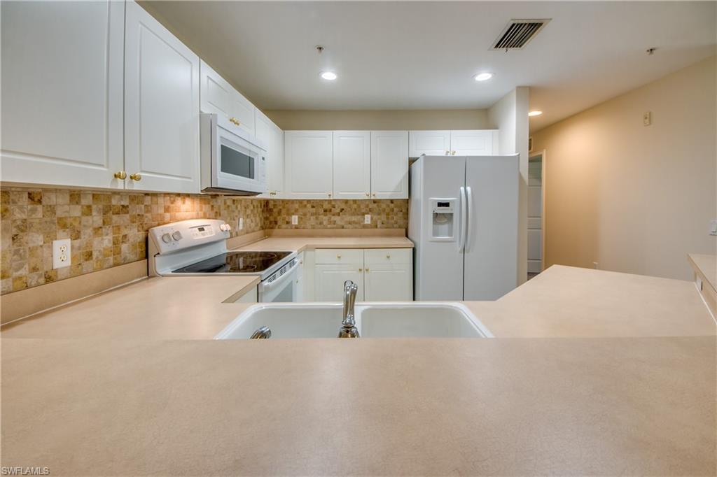 PORTO VISTA CONDO - Residential