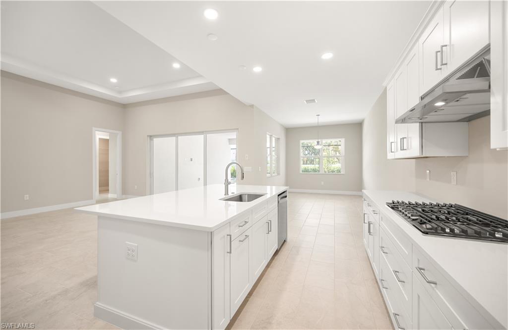 SEVEN SHORES - Residential