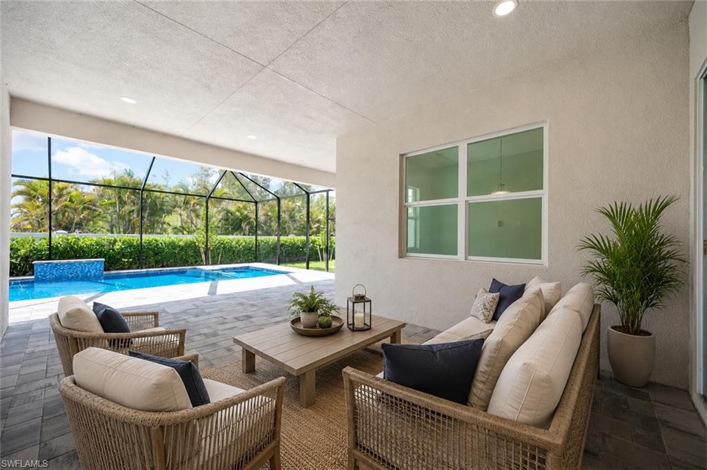 SEVEN SHORES - Residential