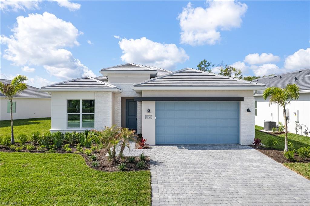 SEVEN SHORES - Residential