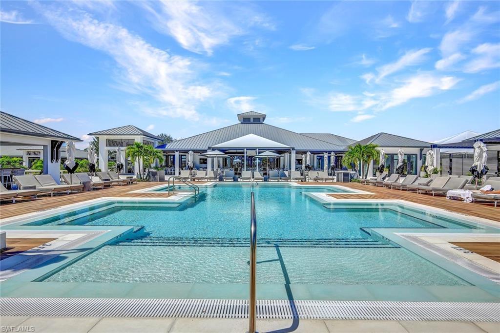 KALEA BAY TOWER 300 - Residential