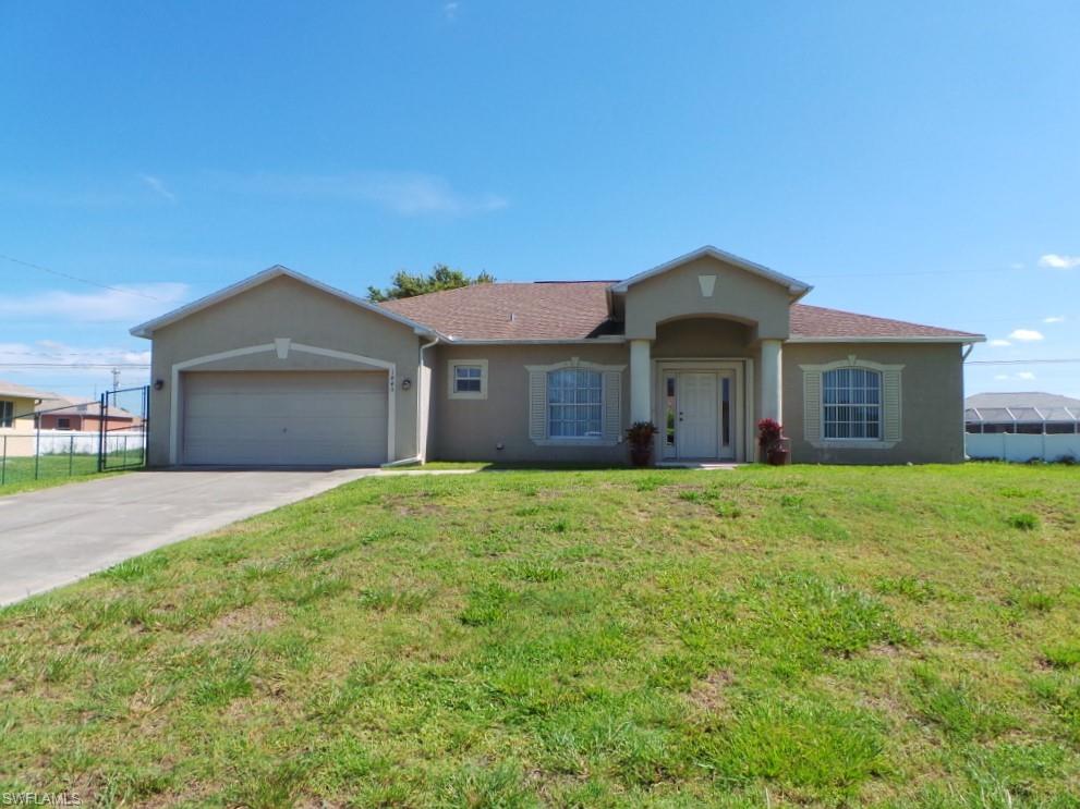 CAPE CORAL - Residential