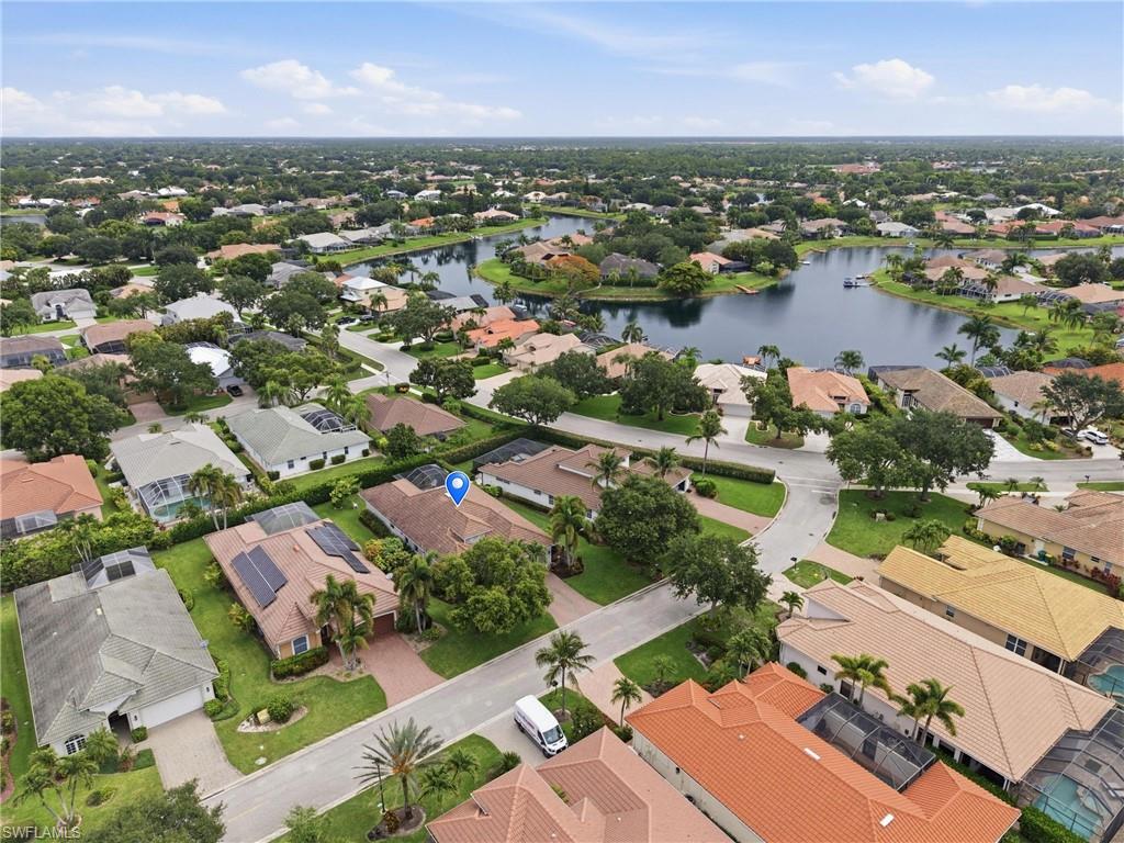 LONGSHORE LAKE - Residential