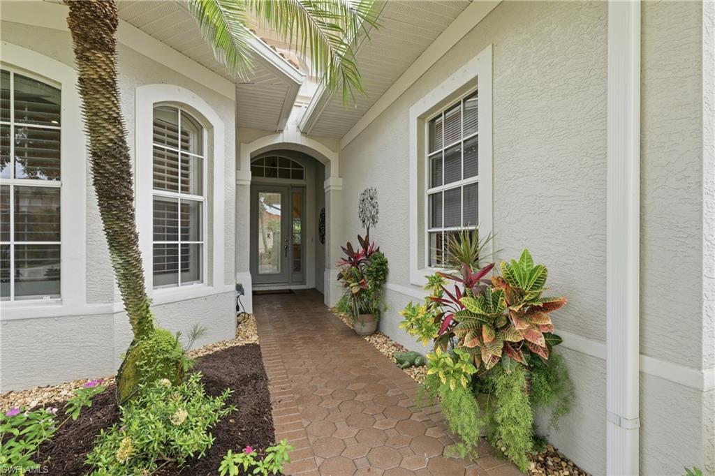 LONGSHORE LAKE - Residential