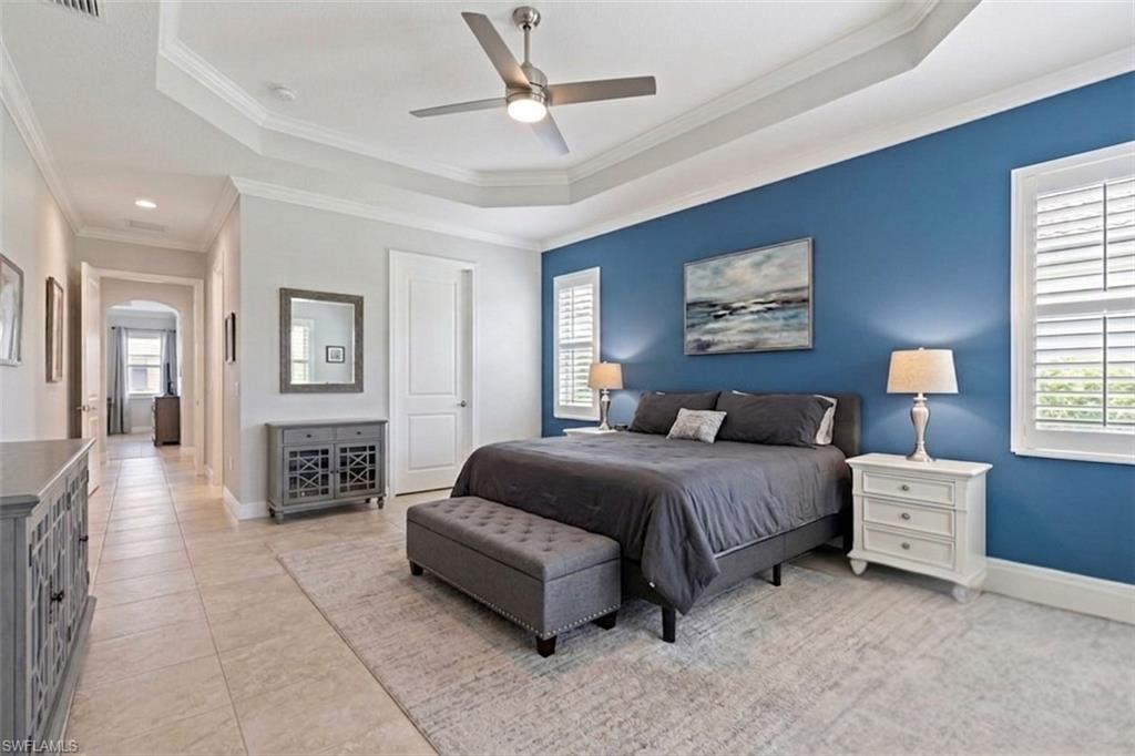 LONGSHORE LAKE - Residential