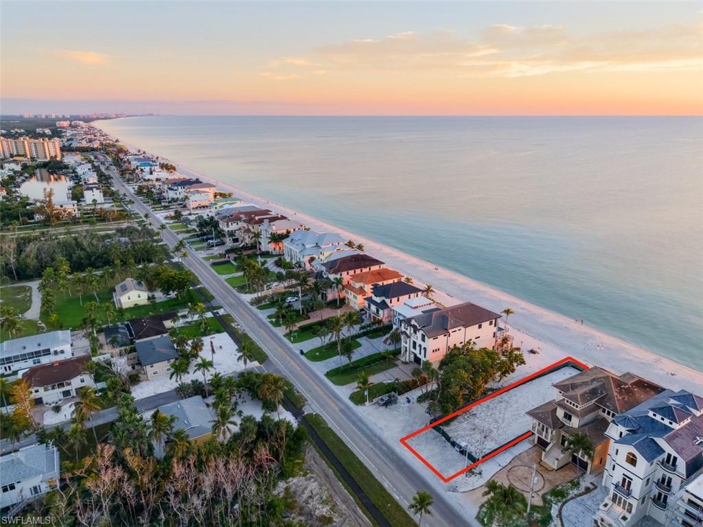 BONITA BEACH - Land