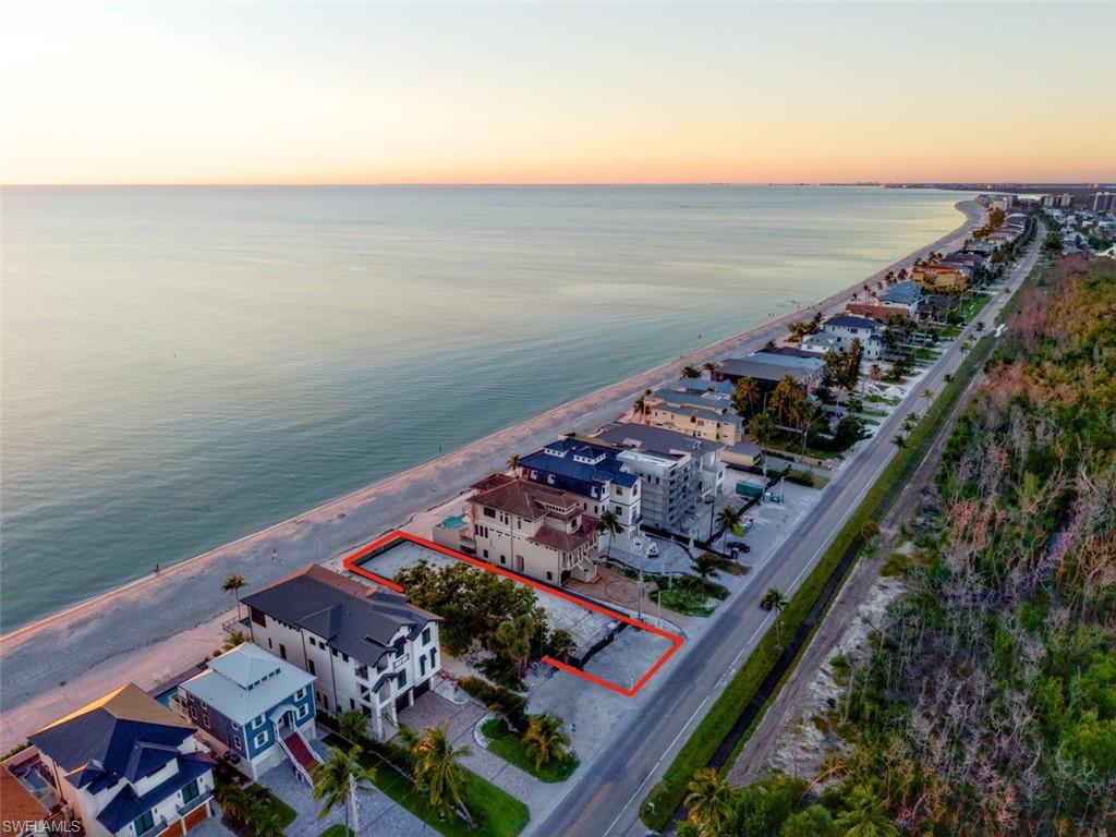 BONITA BEACH - Land