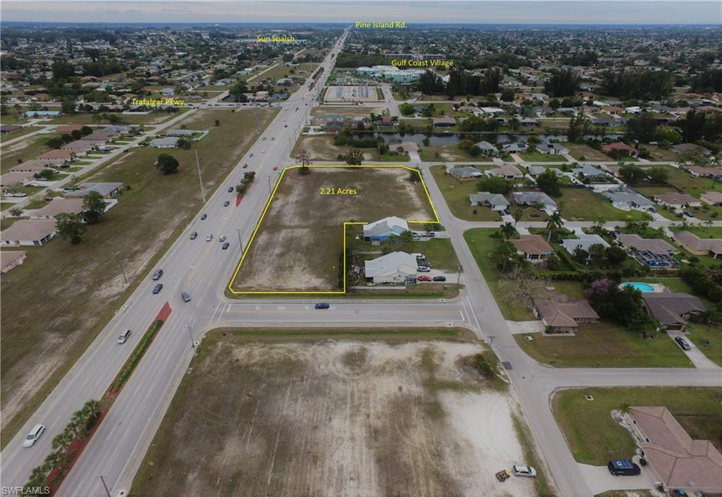 CAPE CORAL - Land