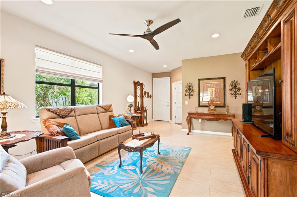 BELLERA WALK - Residential