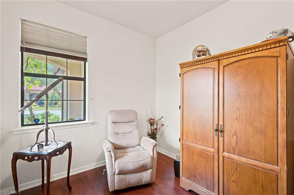 BELLERA WALK - Residential