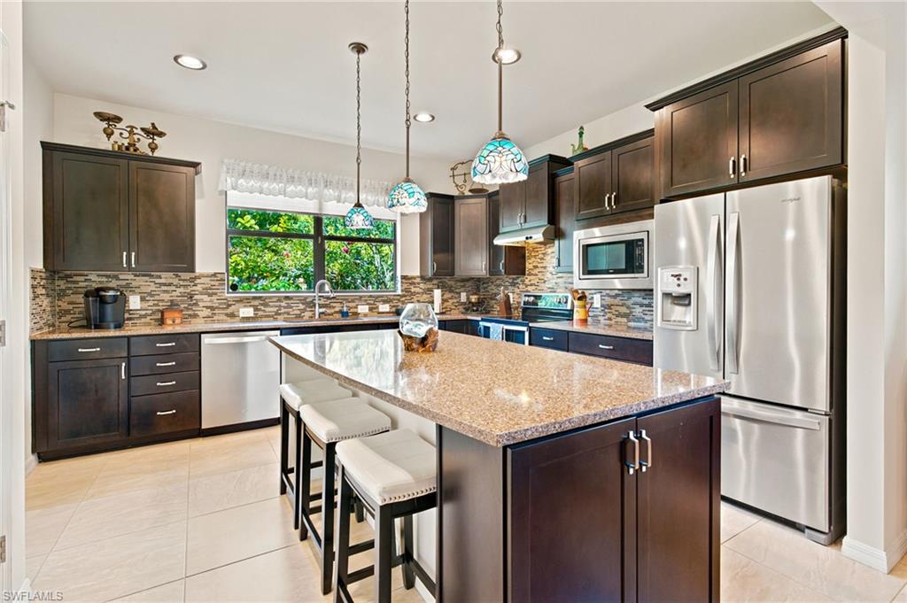 BELLERA WALK - Residential
