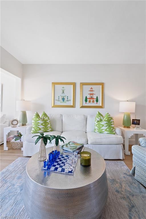 HERON CLUB - Residential Lease
