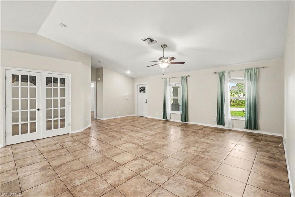 CAPE CORAL - Residential