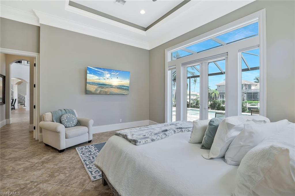 MARCO BEACH - Residential
