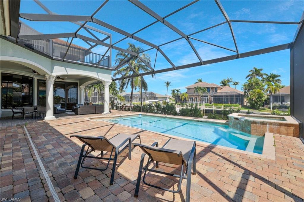 MARCO BEACH - Residential