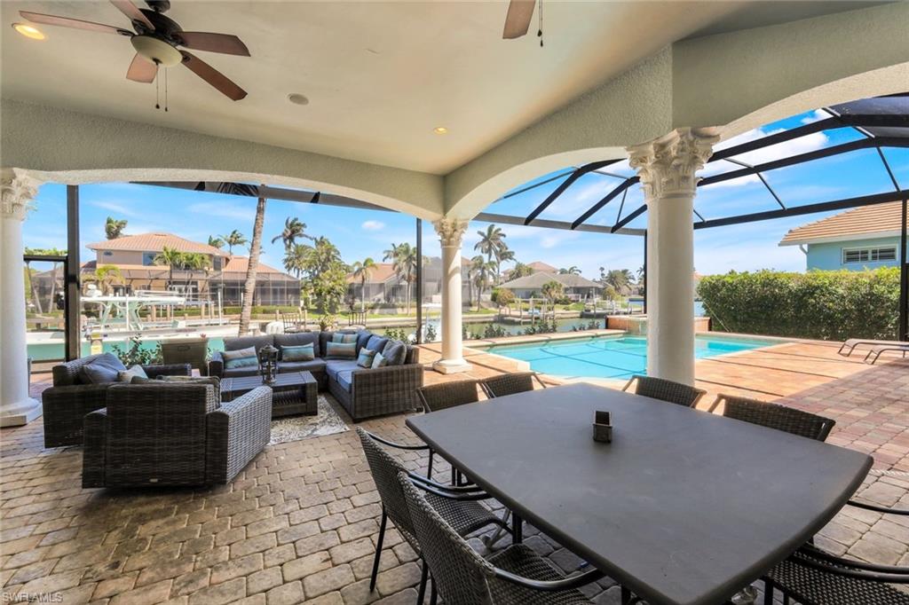 MARCO BEACH - Residential