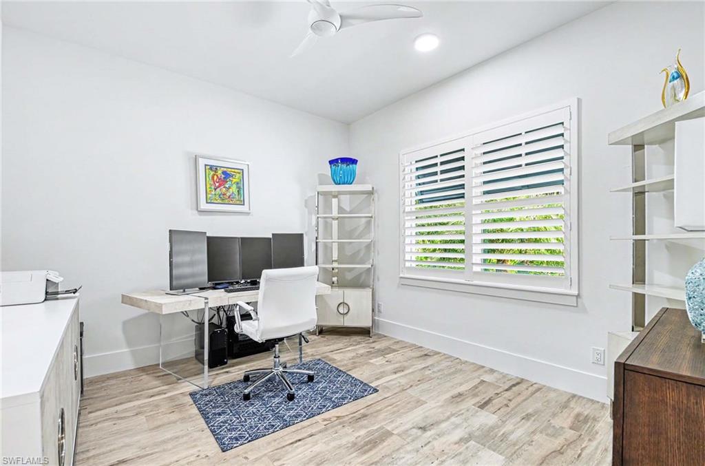 LAKE PARK - Residential