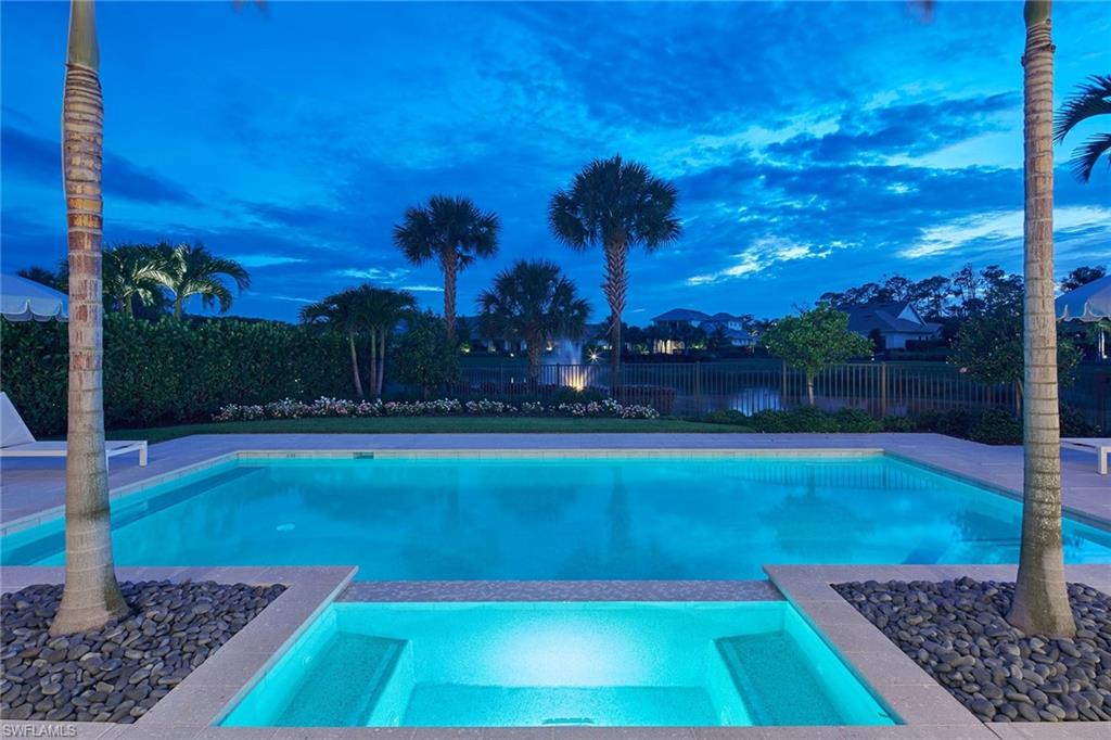 THE ENCLAVE OF DISTINCTION - Residential