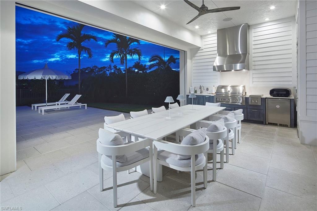 THE ENCLAVE OF DISTINCTION - Residential