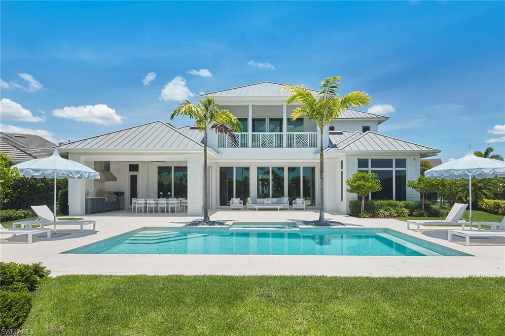THE ENCLAVE OF DISTINCTION - Residential