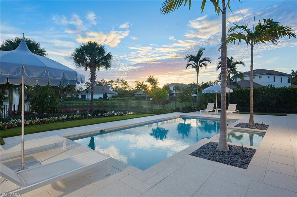 THE ENCLAVE OF DISTINCTION - Residential