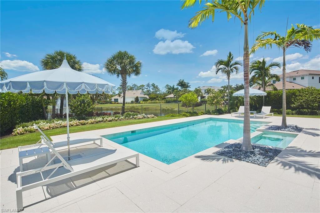 THE ENCLAVE OF DISTINCTION - Residential