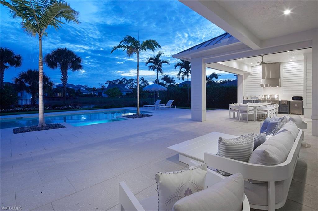 THE ENCLAVE OF DISTINCTION - Residential