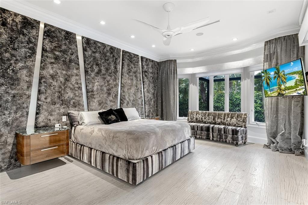 SANIBEL ESTATES - Residential
