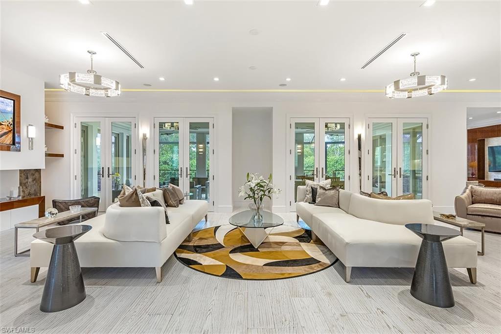 SANIBEL ESTATES - Residential