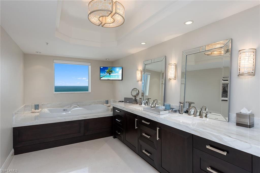 BILTMORE AT BAY COLONY - Residential