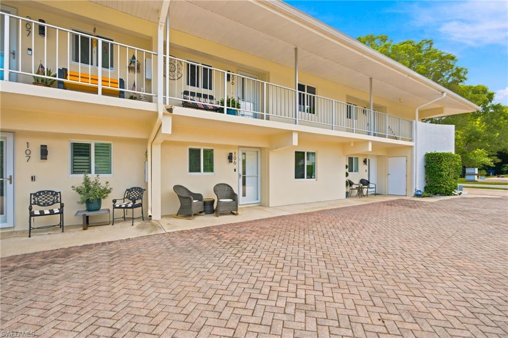 CHESAPEAKE MANOR - Residential