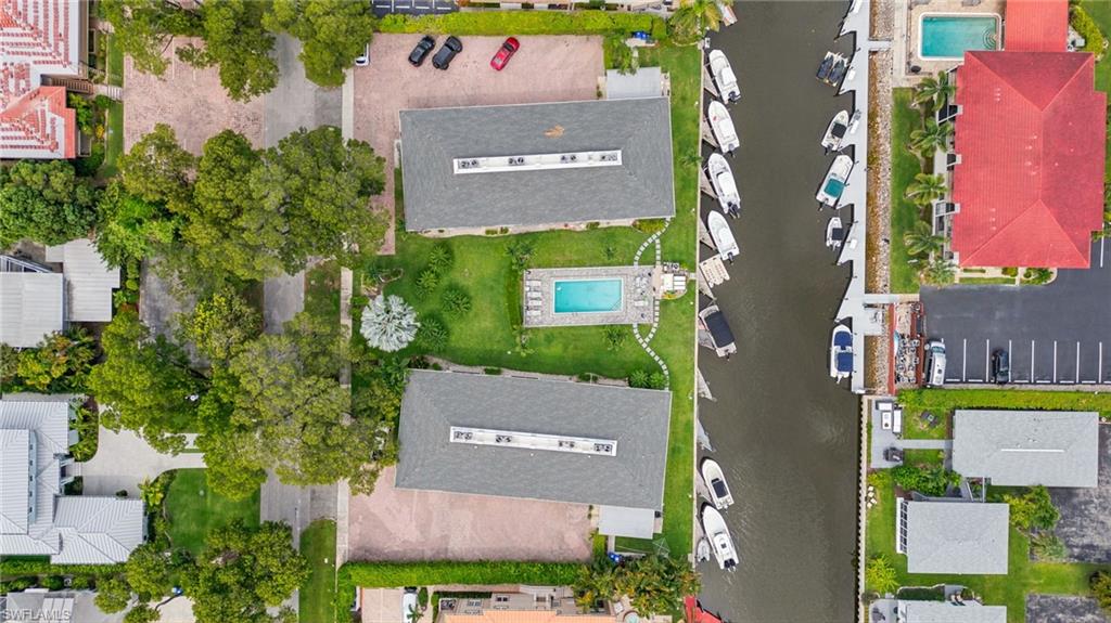 CHESAPEAKE MANOR - Residential